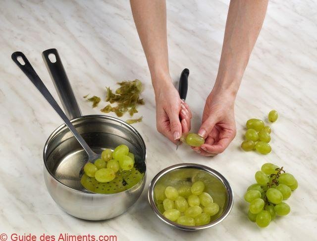 enlever la peau des raisins